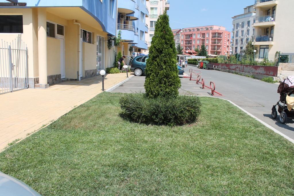 Aqua Blue Apartments Sunny Beach Exterior foto