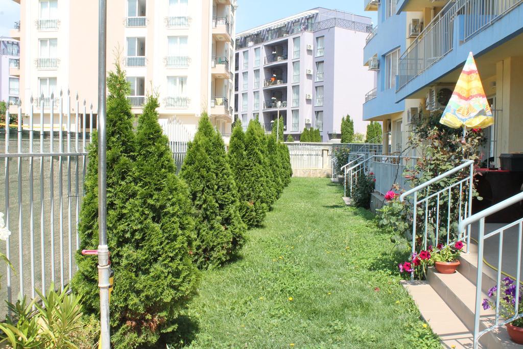 Aqua Blue Apartments Sunny Beach Exterior foto